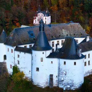 VIDÉO8-Tir de drone - Château de Clervaux, au nord du Luxembourg